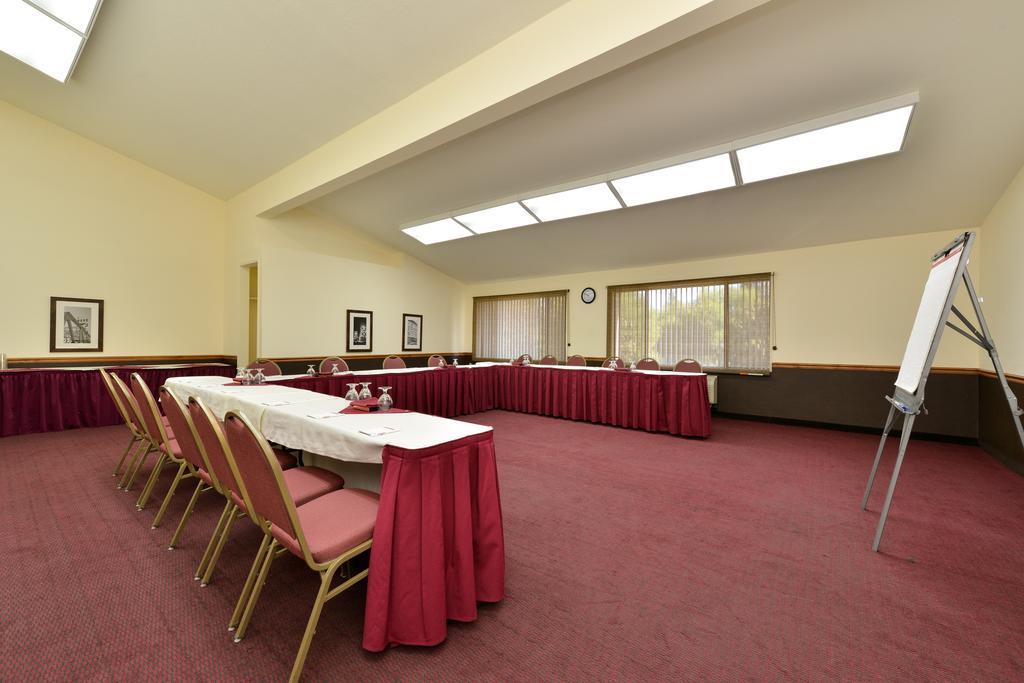 Hawthorn Suites Sacramento Ngoại thất bức ảnh