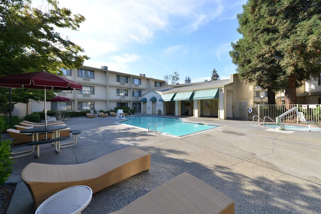 Hawthorn Suites Sacramento Ngoại thất bức ảnh