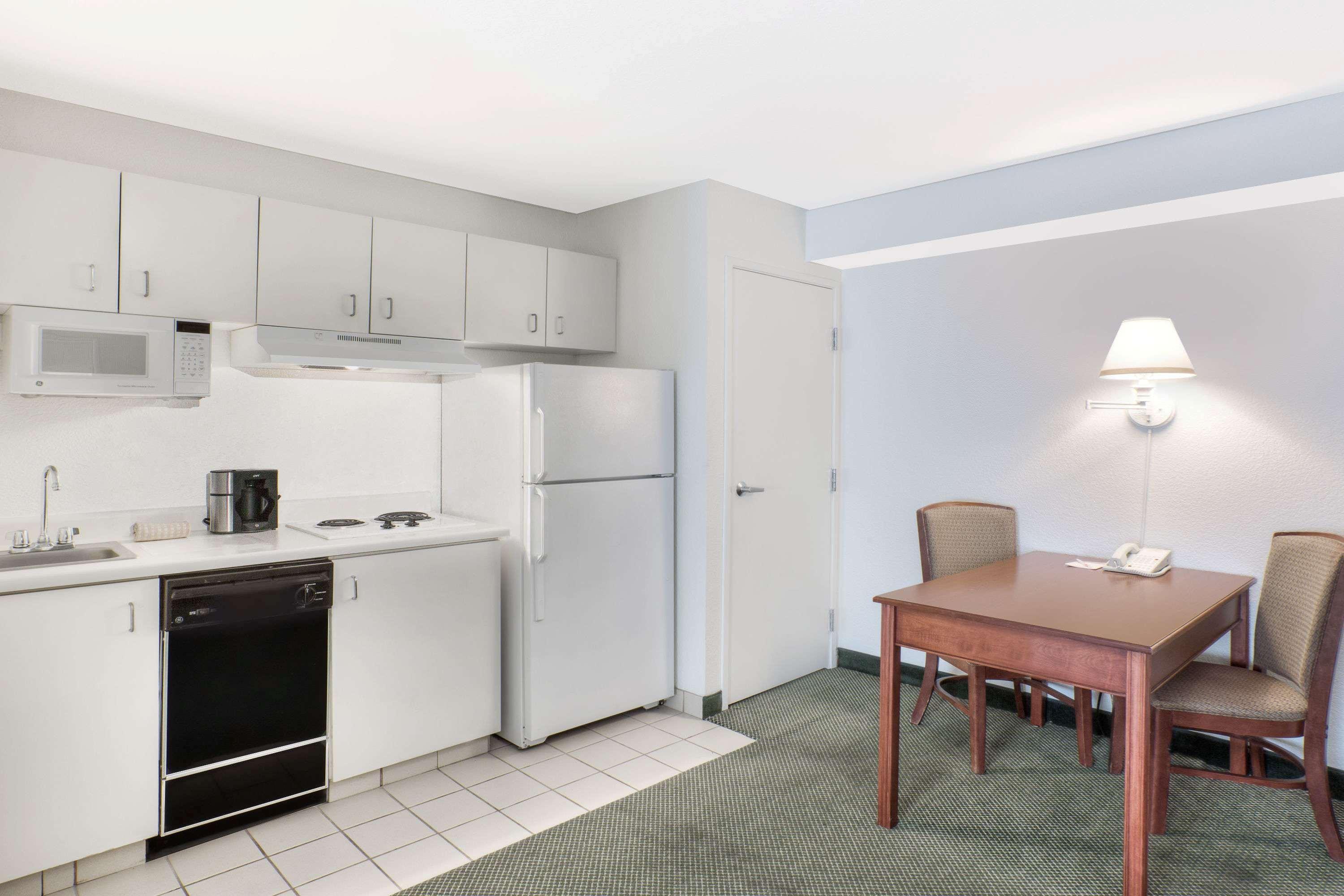 Hawthorn Suites Sacramento Ngoại thất bức ảnh